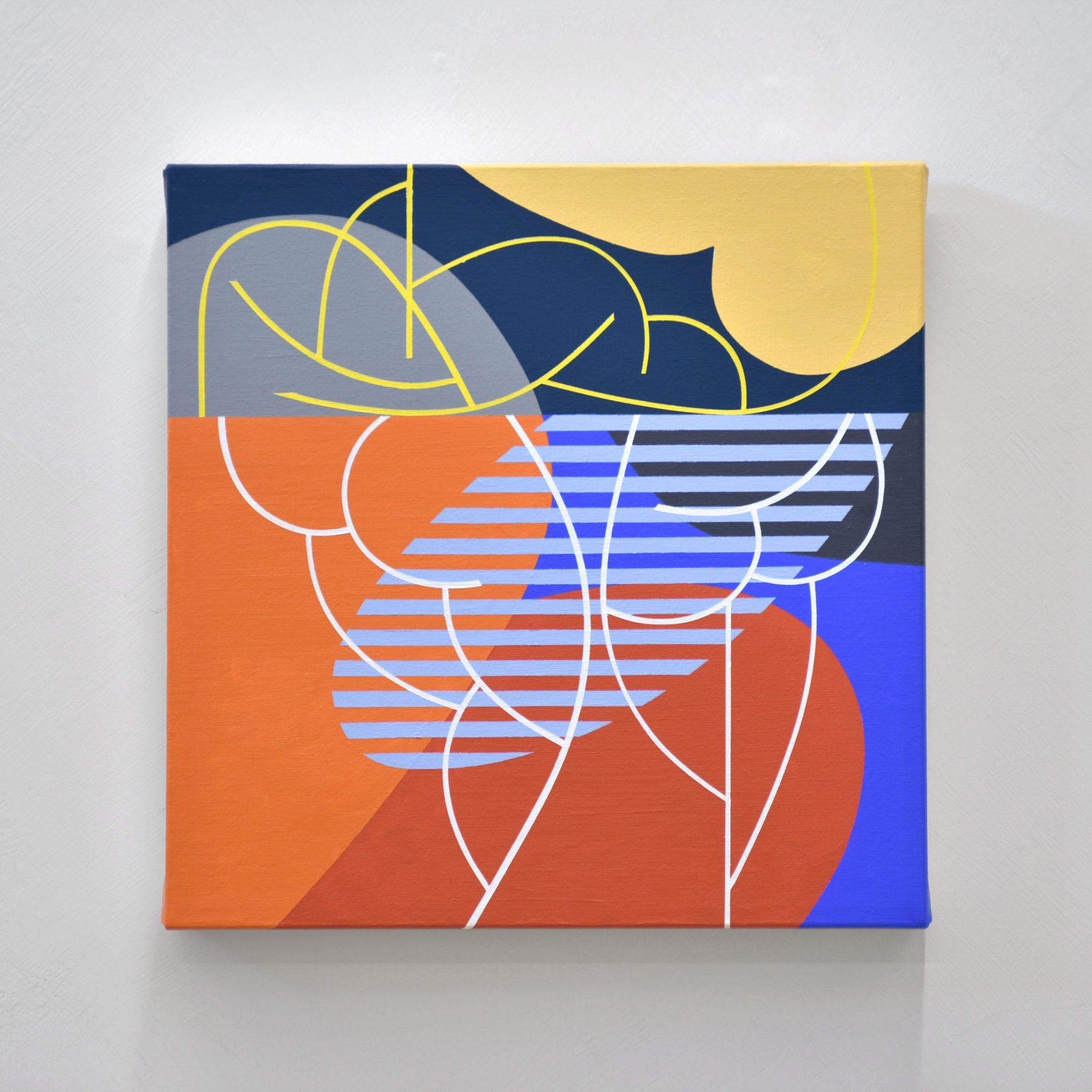 Un paysage abstrait peint par Philippe Poullaouec-Gonidec, inspiré par l’art concret, l’art construit et le mouvement Hard Edge. Nuances de bleu, de rouge et de jaune.