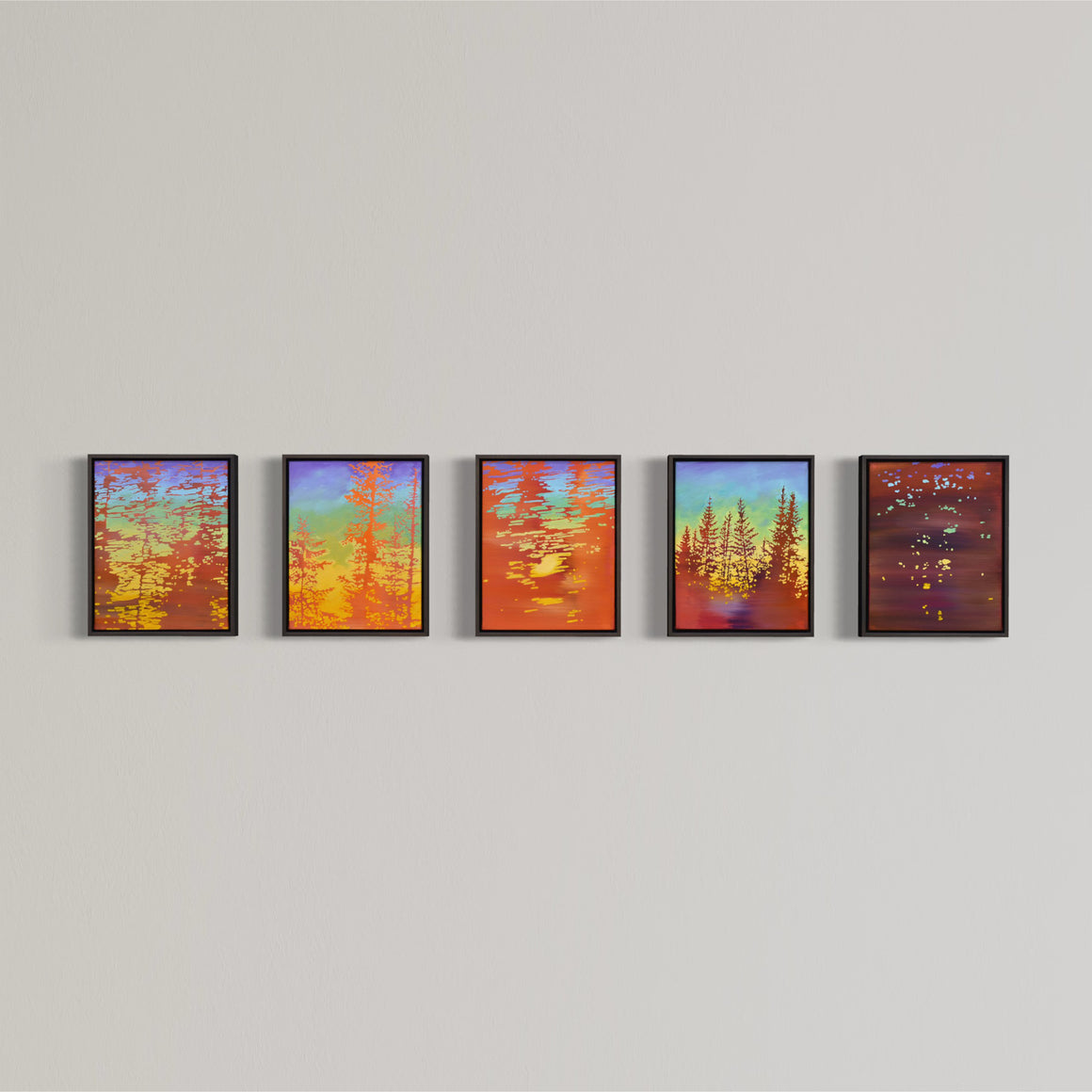 Voici « Les sapins qui vont vite » de Josiane Lanthier, un ensemble de cinq tableaux à voir dans le cadre de son exposition solo à la galerie Champagne et Paradis, à Kamouraska