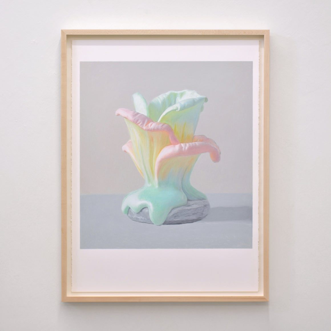 « O.V.M. 13 » est un dessin unique réalisé aux crayons de couleur par l’artiste en arts visuels Pierre Durette. Encadrement en érable naturel.