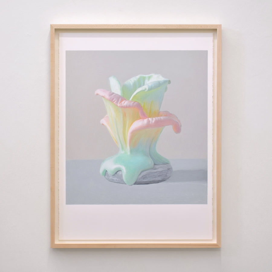 « O.V.M. 13 » est un dessin unique réalisé aux crayons de couleur par l’artiste en arts visuels Pierre Durette. Encadrement en érable naturel.