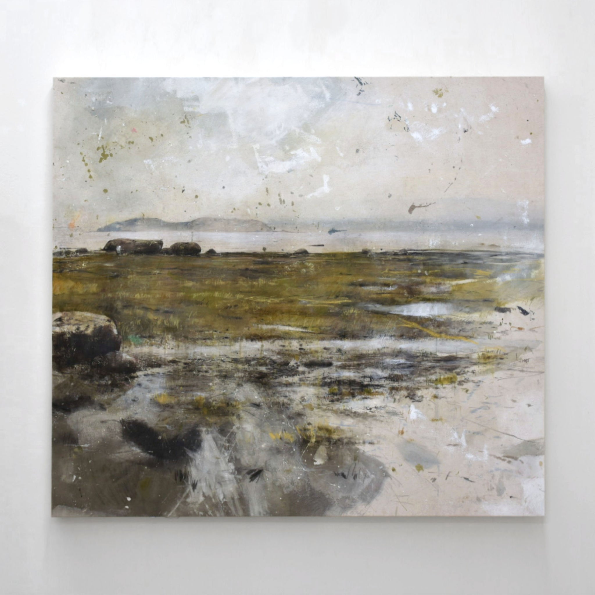 Grand format de Chloé Giroux-Bertrand, les Pèlerins de Saint-André dans la brume