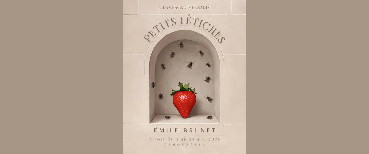 Émile Brunet présente Petits fétiches à la galerie Champagne & Paradis, à Kamouraska.