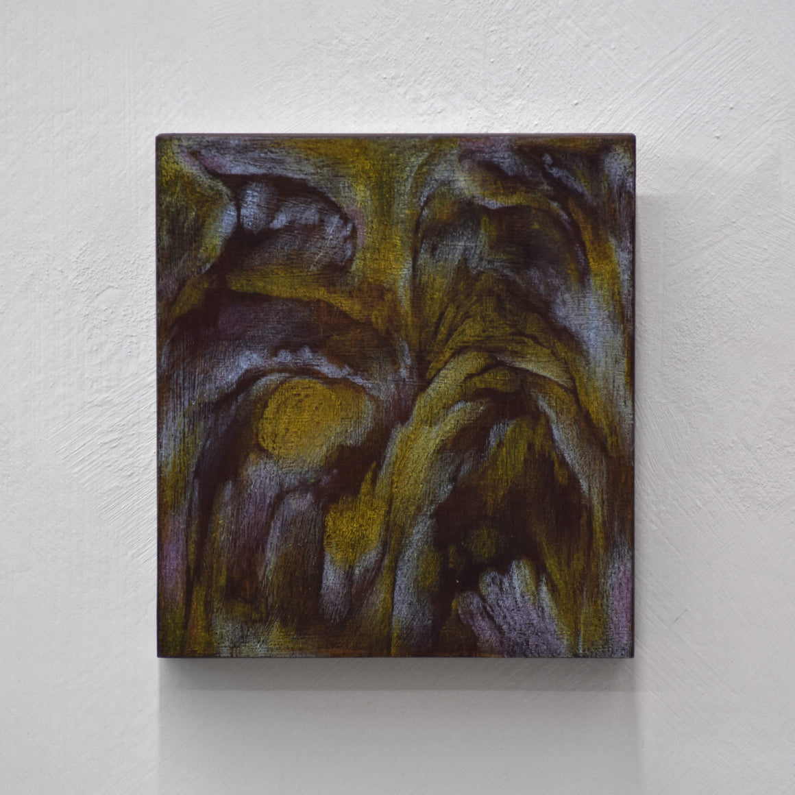 Rassembler les détails de Laurence Belzile. Tout petit tableau abstrait. Crayons de couleur sur bois.