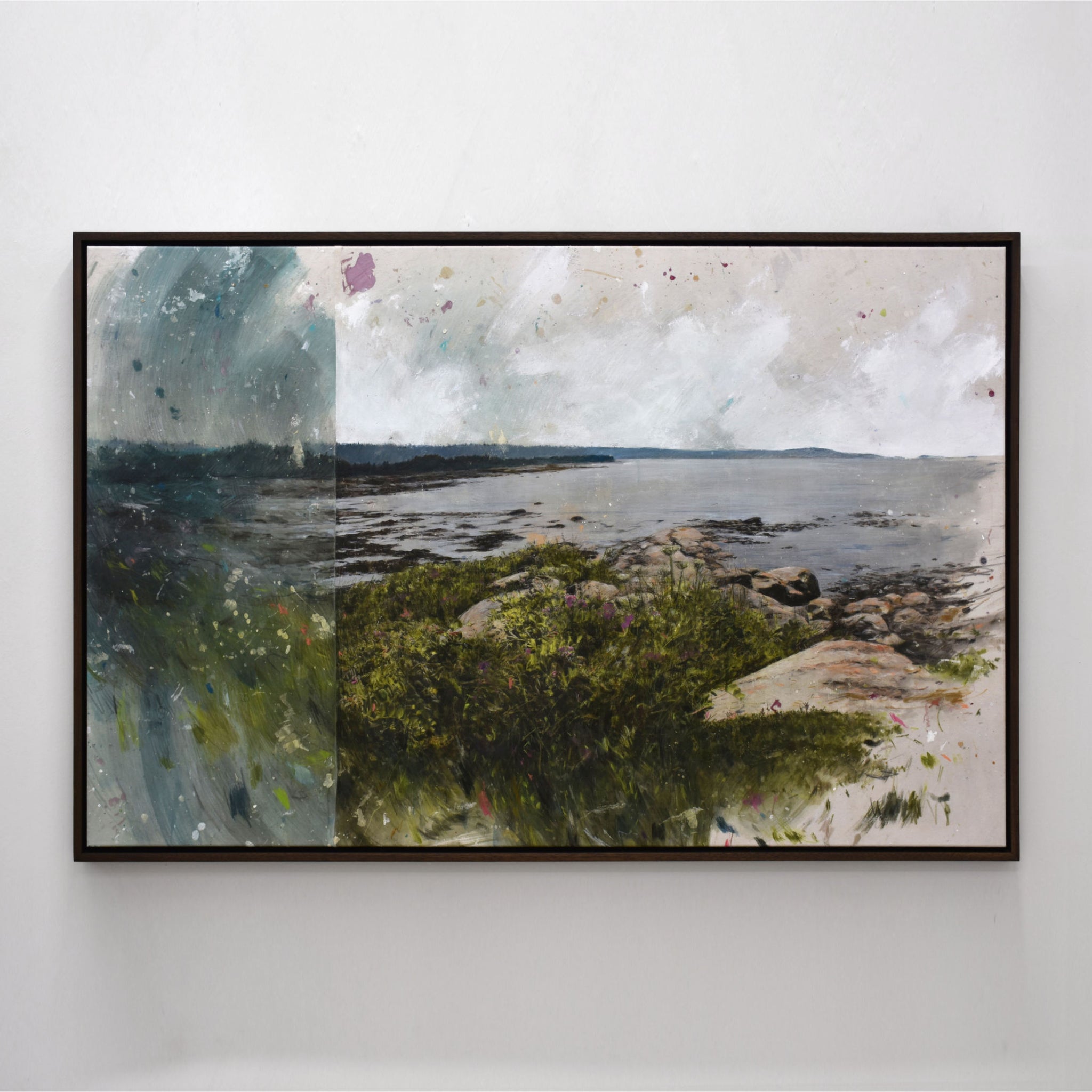 Au bout de l’île, par Chloé Giroux-Bertrand. Grand format horizontal avec couture. Tableau d’un rivage de l’Île Verte l’été.