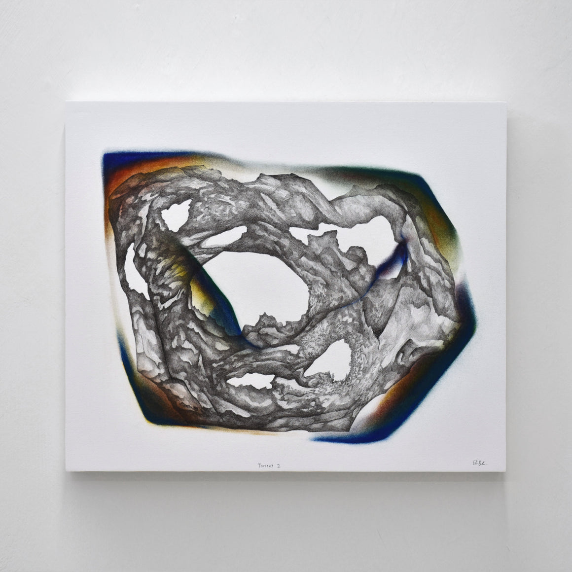 Composition surréaliste d’Elisabeth Gravel réalisée au crayon à l’encre noire et au pastel. Une formation sédimentaire traversée par le temps.