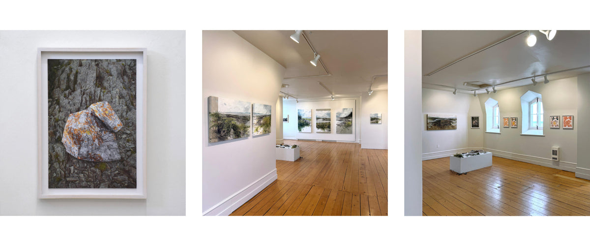 Chloé Giroux-Bertrand transforme de vieilles bâches de peintre en tableaux poétiques et texturés, où le fleuve, les paysages du Bas-Saint-Laurent et la mémoire du territoire prennent forme grâce à son savoir-faire en patine et à une sensibilité empreinte de contemplation et de silence.