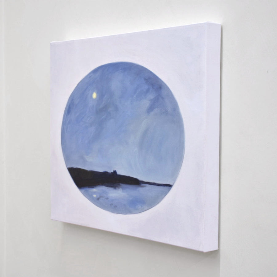 Peinture à l’huile sur toile de Vanessa Locatelli. Une nocturne marine inspirée d’une vue depuis un bâteau. 