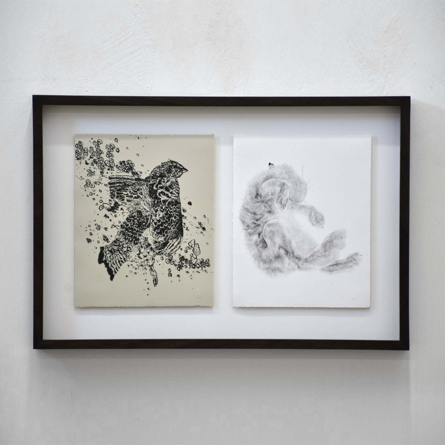 Récolte d’automne II, par Julie Bellavance et Karine Locatelli. Oeuvre collaborative, dessin d’une perdrix et d’un lièvre. Cadre en noyer.